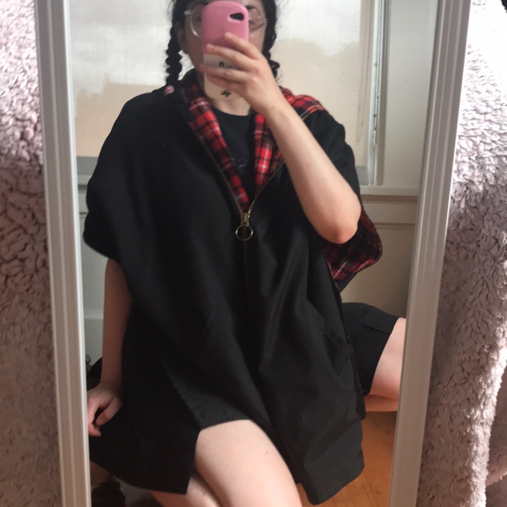 Vintage 70s Black Cape Jacket w/ Red Plaid Lining